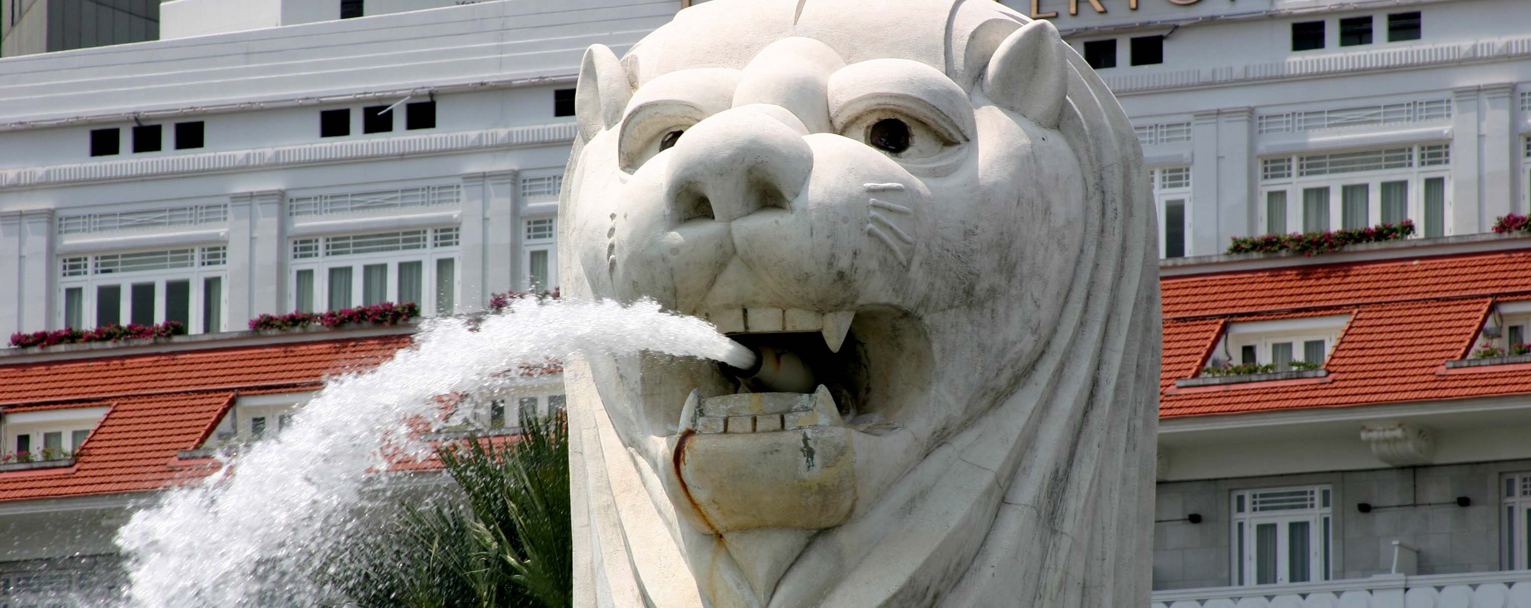 Merlion, Close Up