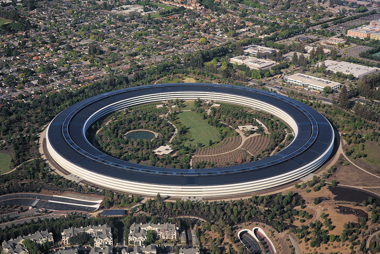 Aerial view of the ring-shaped Apple Park campus in Cupertino