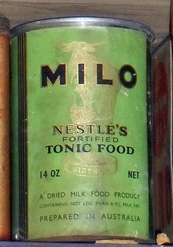 Vintage 1940s Nestlé Milo tin